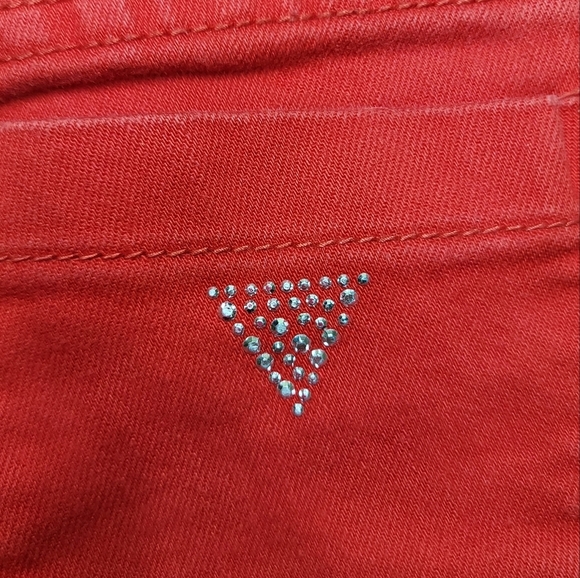 Guess Super Short Red Jean Shorts Juniors Size 25 - Picture 6 of 10